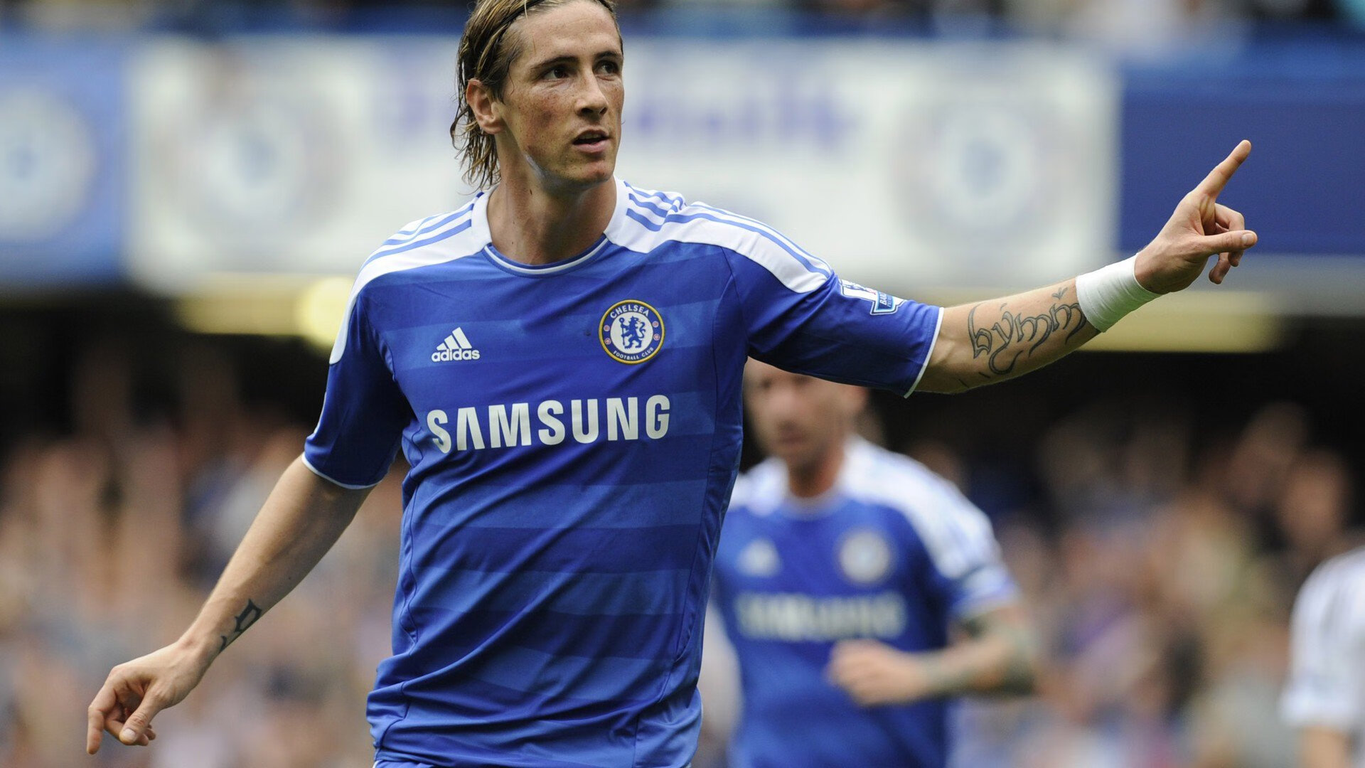 开云体育官方入口-场上斗智：教练临场应变与战术调整解析，教练临场指挥些什么